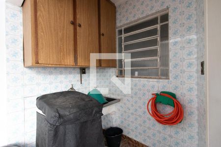 Casa à venda com 95m², 4 quartos e 1 vagaÁrea de Serviço