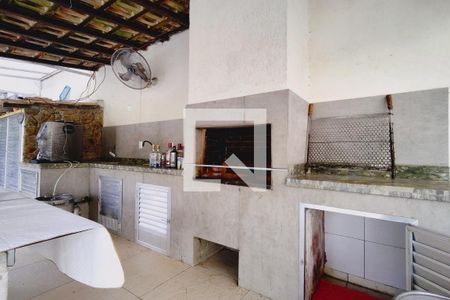 Casa à venda com 1235m², 5 quartos e 5 vagas Casa à venda com 1235m², 5 quartos e 5 vagasChurrasqueira