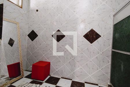 Casa à venda com 1235m², 5 quartos e 5 vagas Casa à venda com 1235m², 5 quartos e 5 vagasBanheiro Masculino