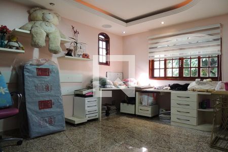 Casa à venda com 1235m², 5 quartos e 5 vagasQuarto 5- Suíte