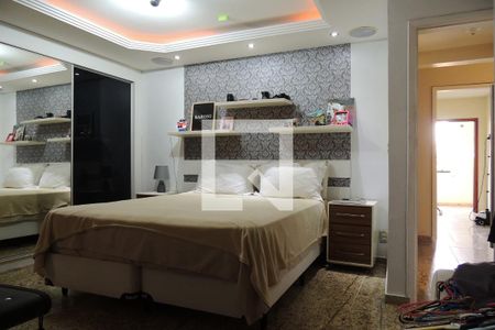 Casa à venda com 1235m², 5 quartos e 5 vagasQuarto 3 - Suíte