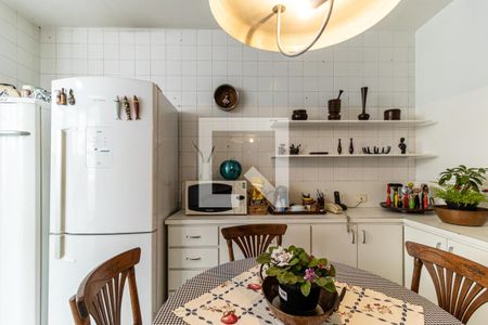 Apartamento à venda com 182m², 3 quartos e 2 vagasCozinha