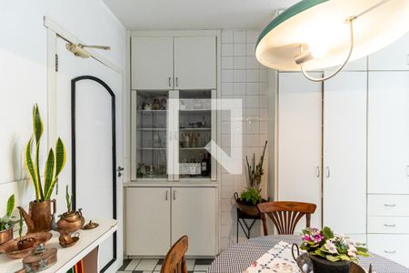 Apartamento à venda com 182m², 3 quartos e 2 vagasCozinha