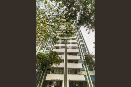 Apartamento à venda com 182m², 3 quartos e 2 vagasFachada