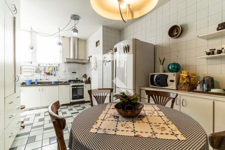 Apartamento à venda com 182m², 3 quartos e 2 vagasCozinha