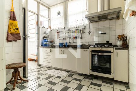 Apartamento à venda com 182m², 3 quartos e 2 vagasCozinha