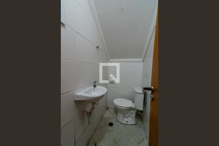 Casa à venda com 196m², 3 quartos e 4 vagas Casa à venda com 196m², 3 quartos e 4 vagasBanheiro de Serviço