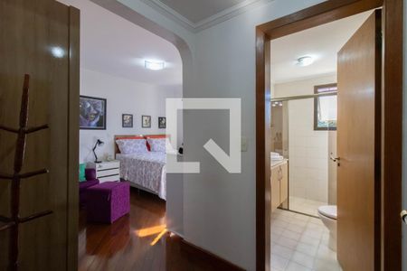 Apartamento à venda com 197m², 4 quartos e 2 vagasSuíte 2