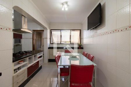 Apartamento à venda com 197m², 4 quartos e 2 vagasCopa