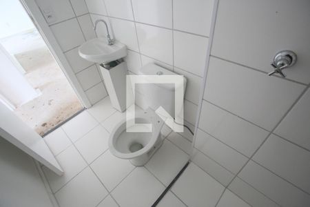 Apartamento à venda com 44m², 2 quartos e sem vaga Apartamento à venda com 44m², 2 quartos e sem vagaBanheiro