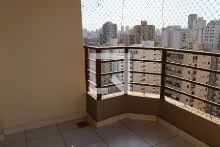 Varanda da Sala 1 de apartamento para alugar com 3 quartos, 150m² em Cambuí, Campinas