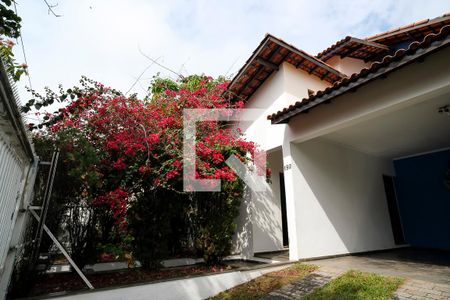 Casa à venda com 350m², 4 quartos e 4 vagasGaragem