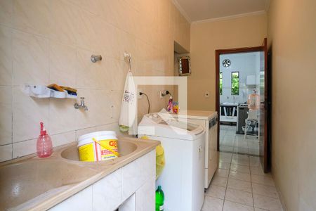 Casa à venda com 350m², 4 quartos e 4 vagasÁrea de Serviço