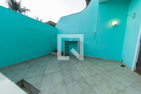 Casa para alugar com 263m², 4 quartos e 2 vagasQuintal