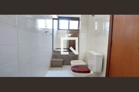 Apartamento à venda com 266m², 3 quartos e 2 vagas Apartamento à venda com 266m², 3 quartos e 2 vagasBanheiro