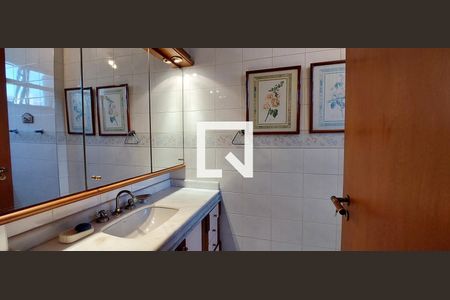 Apartamento à venda com 266m², 3 quartos e 2 vagas Apartamento à venda com 266m², 3 quartos e 2 vagasBanheiro