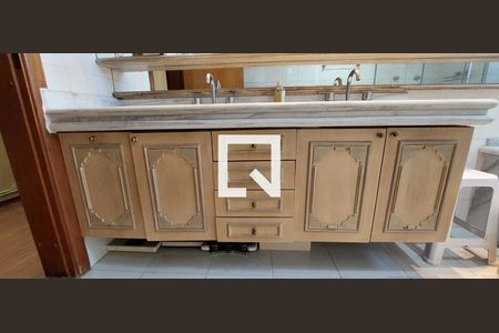 Apartamento à venda com 266m², 3 quartos e 2 vagas Apartamento à venda com 266m², 3 quartos e 2 vagasBanheiro