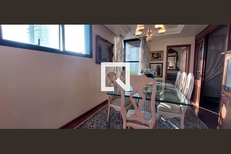 Apartamento à venda com 266m², 3 quartos e 2 vagas Apartamento à venda com 266m², 3 quartos e 2 vagasCozinha