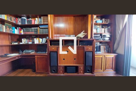 Apartamento à venda com 266m², 3 quartos e 2 vagas Apartamento à venda com 266m², 3 quartos e 2 vagasQuarto