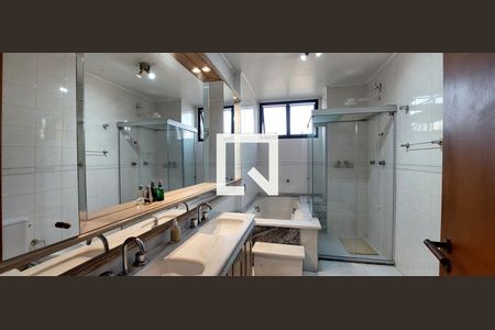 Apartamento à venda com 266m², 3 quartos e 2 vagas Apartamento à venda com 266m², 3 quartos e 2 vagasBanheiro