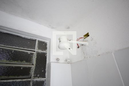 Banheiro de kitnet/studio à venda com 1 quarto, 26m² em Liberdade, São Paulo