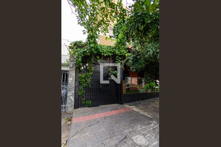 Apartamento para alugar com 70m², 2 quartos e sem vaga Apartamento para alugar com 70m², 2 quartos e sem vagaFachada