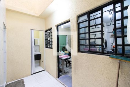 Casa à venda com 100m², 3 quartos e 2 vagas Casa à venda com 100m², 3 quartos e 2 vagasÁrea de Serviço