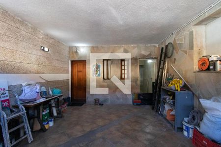 Casa à venda com 100m², 3 quartos e 2 vagas Casa à venda com 100m², 3 quartos e 2 vagasGaragem