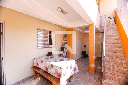 Casa à venda com 250m², 2 quartos e 1 vaga Casa à venda com 250m², 2 quartos e 1 vagaÁrea externa/Área de serviço