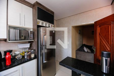 Casa à venda com 250m², 2 quartos e 1 vaga Casa à venda com 250m², 2 quartos e 1 vagaCozinha