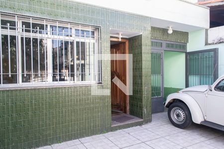 Casa à venda com 149m², 4 quartos e 3 vagasEntrada