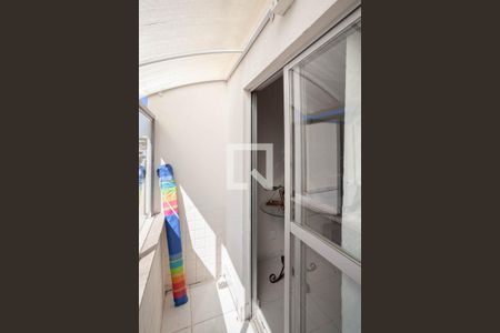 Apartamento à venda com 120m², 4 quartos e 2 vagas Apartamento à venda com 120m², 4 quartos e 2 vagasVaranda da sala 2