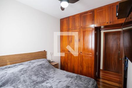 Apartamento à venda com 120m², 4 quartos e 2 vagas Apartamento à venda com 120m², 4 quartos e 2 vagasSuíte