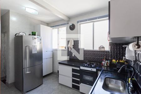 Apartamento à venda com 120m², 4 quartos e 2 vagas Apartamento à venda com 120m², 4 quartos e 2 vagasCozinha 1