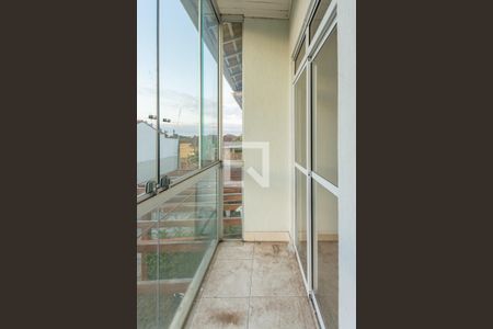 Casa à venda com 90m², 3 quartos e 1 vagaSuíte - Varanda