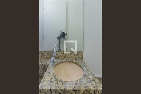 Casa à venda com 90m², 3 quartos e 1 vagaLavabo