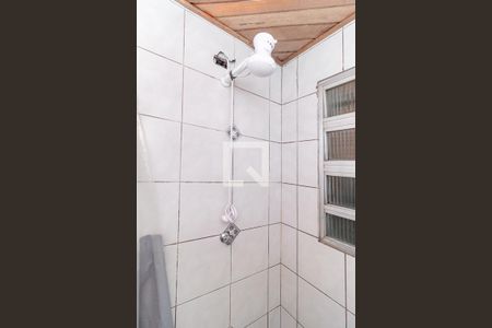 Casa à venda com 180m², 3 quartos e 6 vagas Casa à venda com 180m², 3 quartos e 6 vagasBanheiro casa1