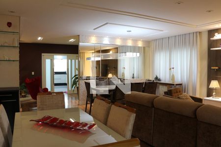 Sala de casa à venda com 3 quartos, 200m² em Chácara Califórnia, São Paulo