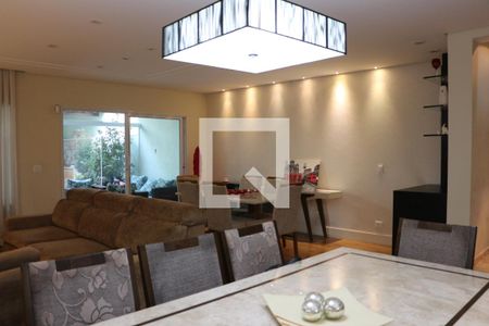 Sala de casa à venda com 3 quartos, 200m² em Chácara Califórnia, São Paulo