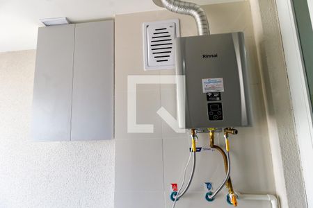 Apartamento à venda com 76m², 3 quartos e 2 vagas Apartamento à venda com 76m², 3 quartos e 2 vagasDetalhe da area de serviço