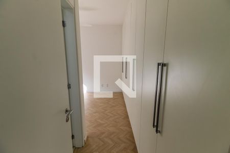 Apartamento à venda com 76m², 3 quartos e 2 vagas Apartamento à venda com 76m², 3 quartos e 2 vagasSuíte - armários