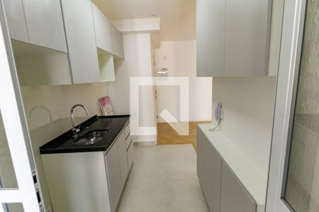 Apartamento à venda com 76m², 3 quartos e 2 vagas Apartamento à venda com 76m², 3 quartos e 2 vagasCozinha - Armários