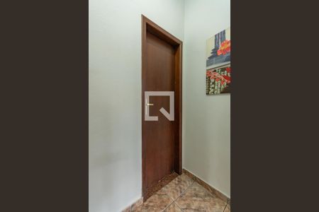 Casa à venda com 350m², 3 quartos e 4 vagas Casa à venda com 350m², 3 quartos e 4 vagasLavabo