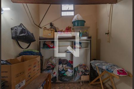 Casa à venda com 350m², 3 quartos e 4 vagas Casa à venda com 350m², 3 quartos e 4 vagasQuarto de Serviço 1