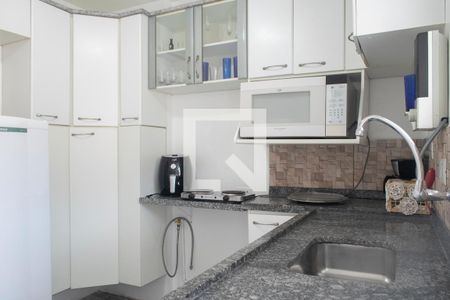 Apartamento à venda com 61m², 2 quartos e 1 vagaCozinha