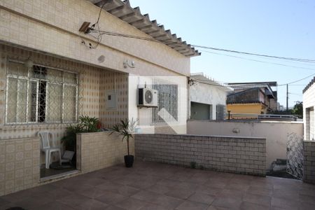 Casa à venda com 110m², 3 quartos e 3 vagasVaranda