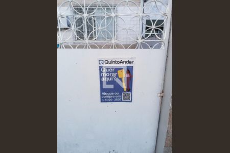 Casa à venda com 110m², 3 quartos e 3 vagas Casa à venda com 110m², 3 quartos e 3 vagasPlaca