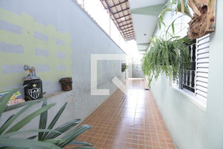 Casa à venda com 200m², 4 quartos e 3 vagasGaragem