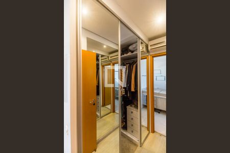 Apartamento à venda com 116m², 3 quartos e 2 vagasCloset da suíte 1