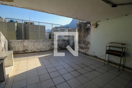 Apartamento à venda com 202m², 3 quartos e 1 vaga Salão de festas